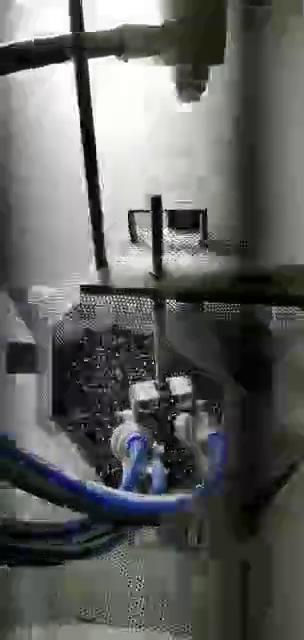 自動滾筒式噴砂機(jī)工作視頻
